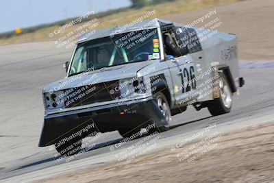 media/Oct-01-2023-24 Hours of Lemons (Sun) [[82277b781d]]/1045am (Outside Grapevine)/